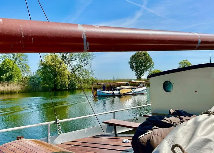 Ray's Crew 보트호텔