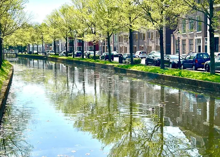 Ray's Crew 보트호텔 비스프