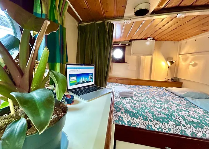 보트호텔 Ray's Crew 비스프