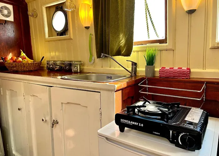 Ray's Crew 보트호텔