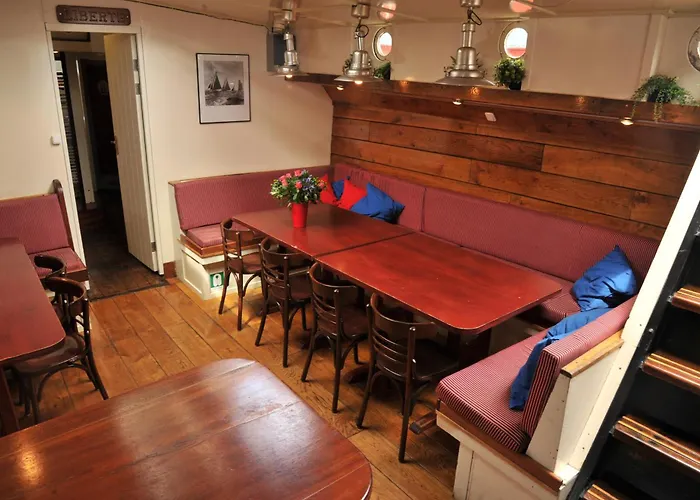 Ray's Crew 보트호텔